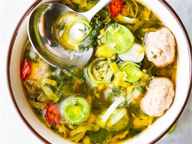 מתכוני מרק חמים לחורף קר מרקים מהירי הכנה וקלי הכנה