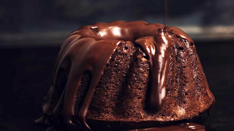 עוגת קוגלהוף עם שוקולד, גראפה ואגוזי לוז, בתבנית קוגלהוף קוטר 17 ס"מ