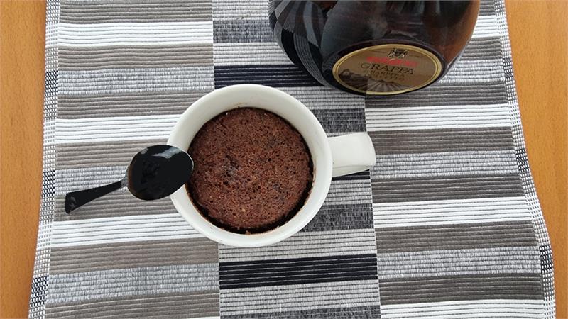 עוגת מאג שוקולד וגראפה, עוגת שוקולד וגראפה במאג בפחות מ-5 דקות