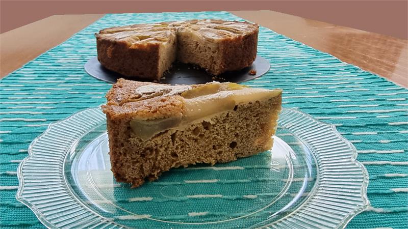 עוגת תפוחים הפוכה הכי טעימה וקלה להכנה