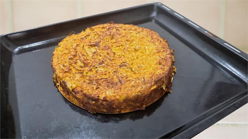 עוגת תפוחי אדמה עם כרישה וגזר