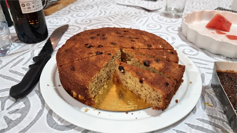 עוגת קמח תירס מתוקה וטעימה בסגנון ברזילאי