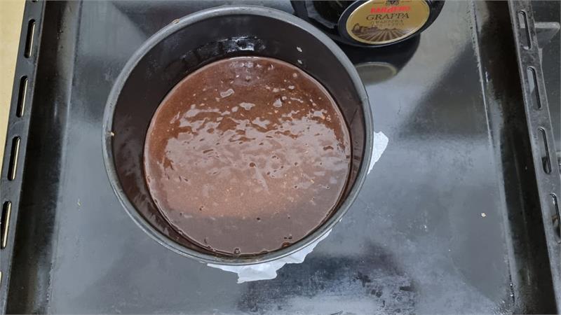 עוגת שוקולד וגראפה בתבנית 18 ס"מ