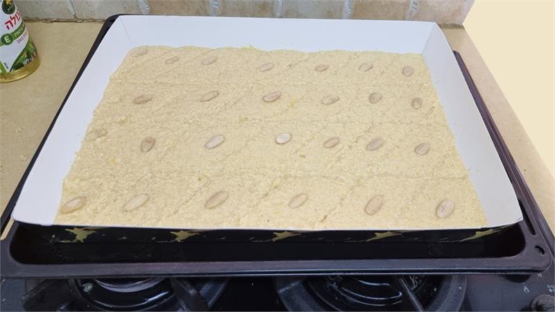 עוגת סולת מלבנית, גלבלוז, עוגת סולת טריפוליטאית