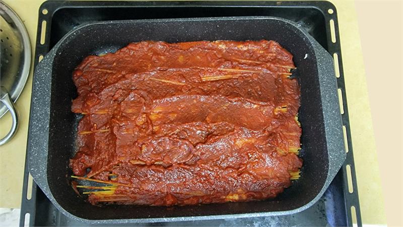 ספגטי בתנור ברוטב עגבניות קל להכנה וטעים