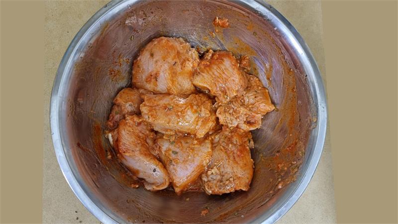 חזה עוף עם מוצרלה וחלב קל להכנה וטעים