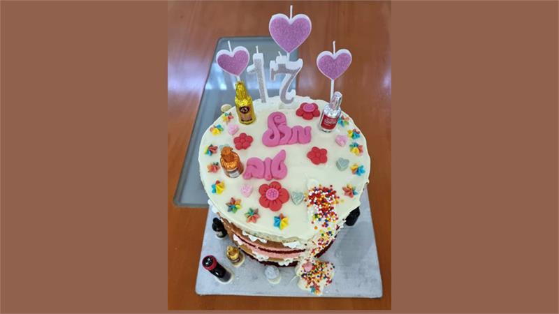 עוגת ברבי שיכורה ליום הולדת הכי קלה להכנה