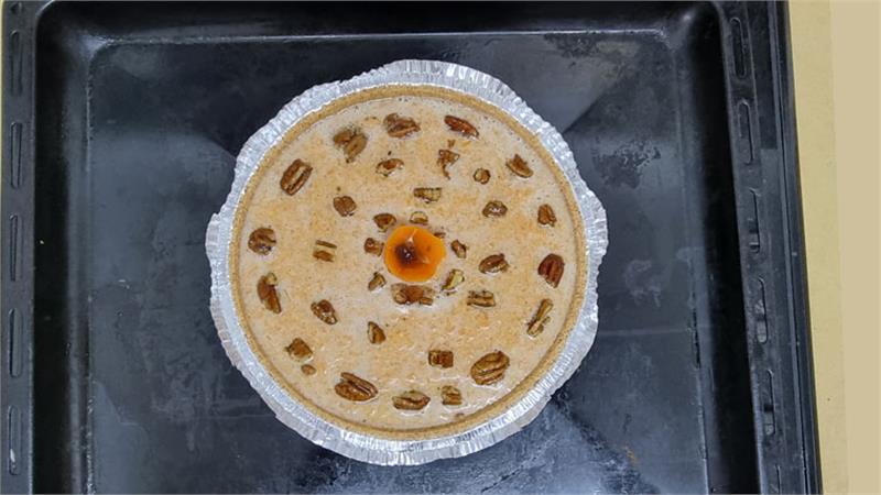 פאי גזר הכי טעים עם חלב מרוכז מעוטר באגוזי פקאן