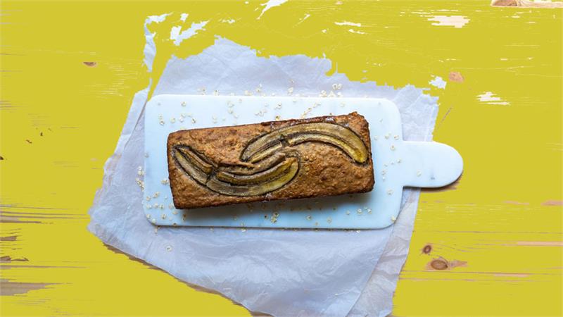 עוגת בננה הפוכה וקלה להכנה