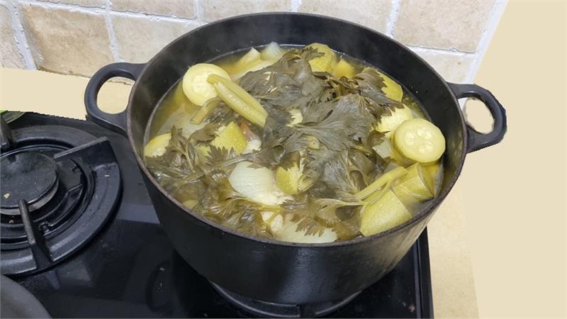 מרק ירקות עם עוף הכי קל להכנה