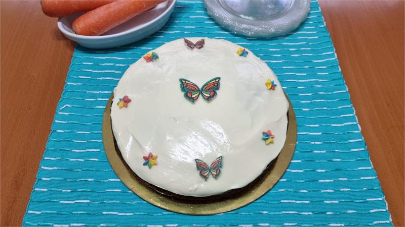 עוגת גזר עסיסית עם שמן קוקוס