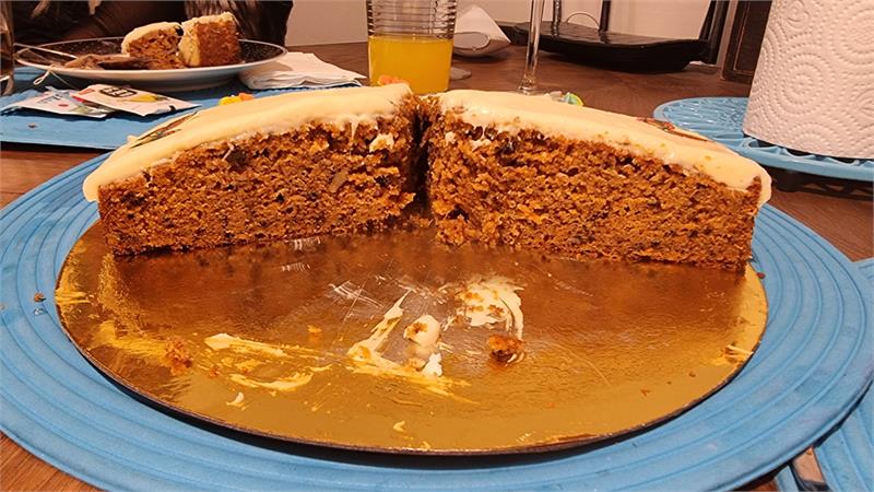 עוגת גזר עסיסית עם שמן קוקוס