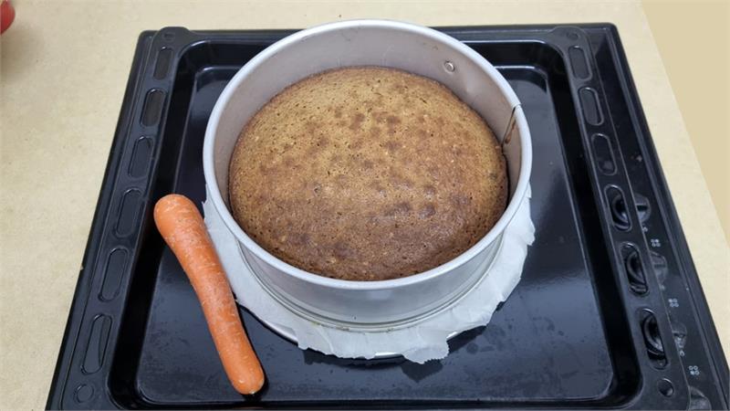 עוגת גזר עסיסית עם שמן קוקוס