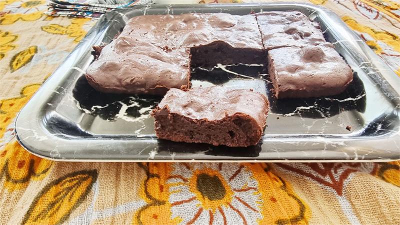 עוגת שוקולד מ-2 מרכיבים בלבד, עוגת שוקולד  פאדג', עוגה ללא סוכר 