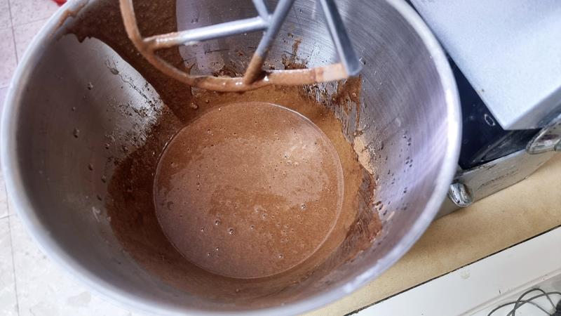 עוגת שקדים ושוקולד ללא סוכר וללא קמח