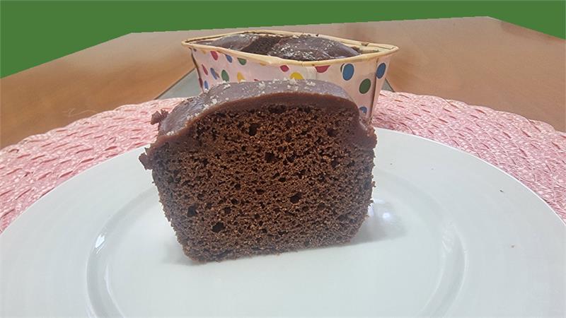 עוגת שוקולד לשניים עם קמח בננה ירוקה  בתבנית אינגליש קייק קטנה