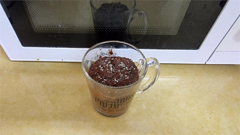 עוגת מאג שוקולד קמח בננה ירוקה, עוגת שוקולד קמח בננה ירוקה בספל מוכנה ב-5 דקות עבודה