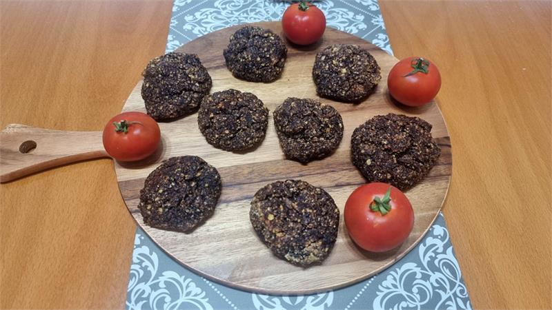 קציצות כרובית עם קמח עדשים בריאות וטעימות ללא מוצרים מהחי