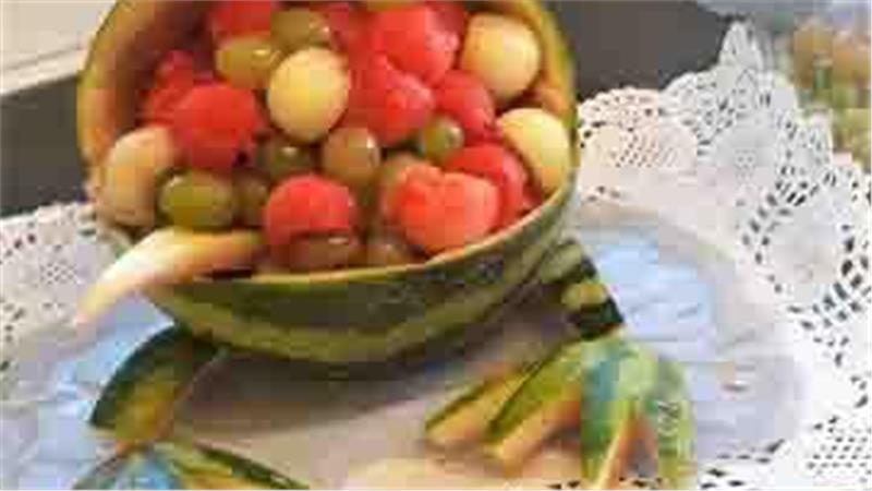 כדורי אבטיח ומלון בסירופ מעולה