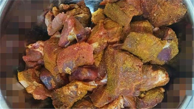 תבשיל בקר בחומוס ותפוחי אדמה - בבישול ארוך