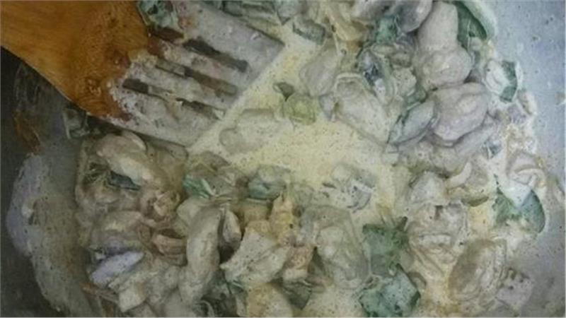 קיש חזה עוף ופטריות