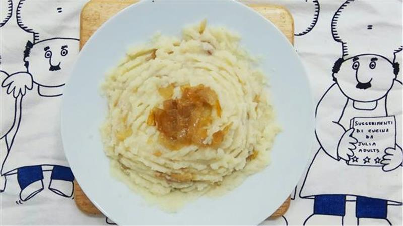 פירה כרובית עם בצל מקורמל