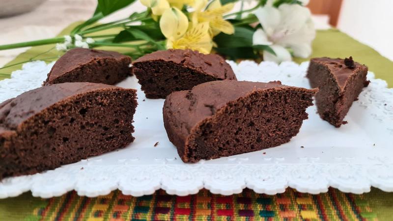 עוגת שוקולד מ-3 מרכיבים בלבד