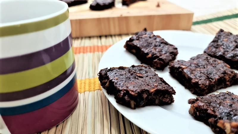 עוגת אגוזים ותפוחים הכי טובה