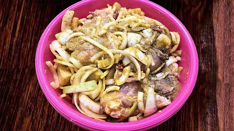 עוף במרינדת לימון, בצל וחרדל משגע! עוף יאסה