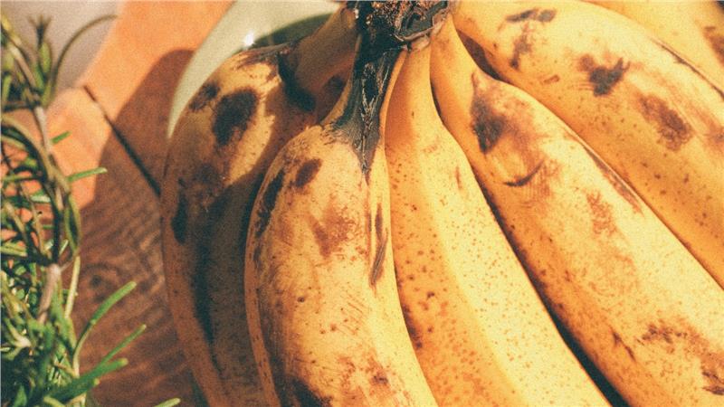קלווילה, בננות מטוגנות מתובלות, בסגנון אפריקאי