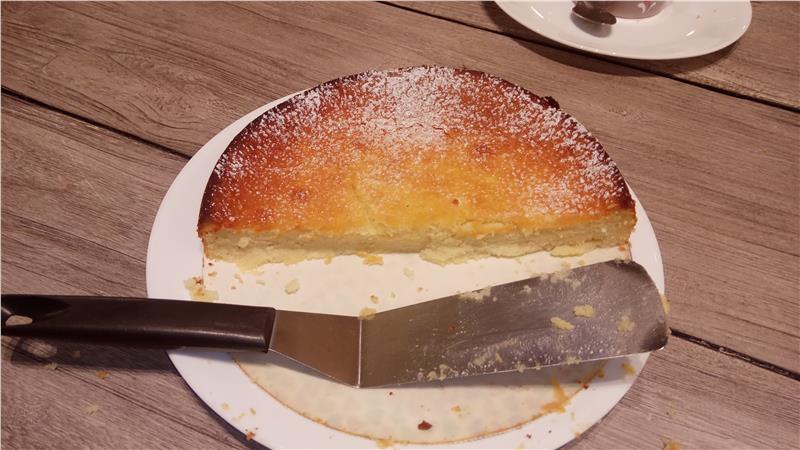 עוגת גבינת ריקוטה עם לימון מופלאה