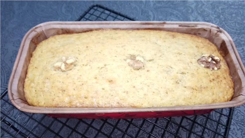 עוגת בננות מלאה אגוזים