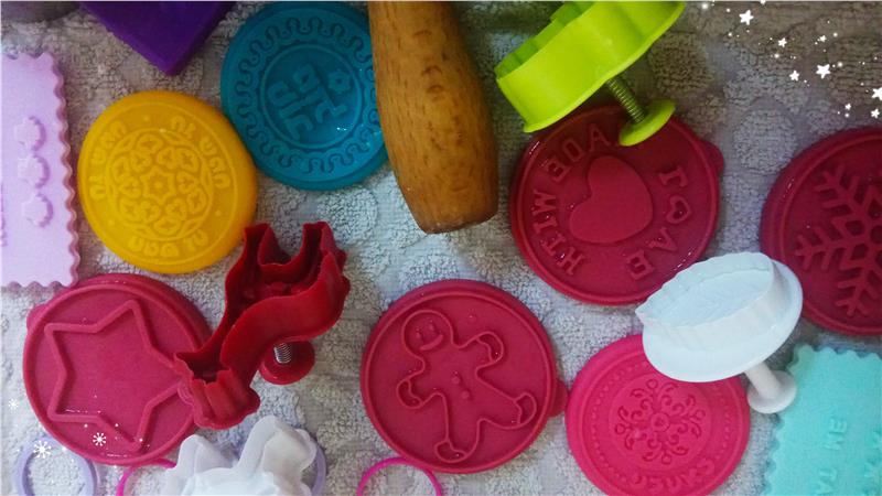 עוגיות עם חותמות, עוגיות המוטבעות בהם חותמות מקסימות