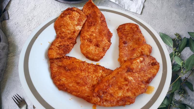 חזה עוף במרינדה אדומה בתנור, שניצל חזה עוף במרינדה