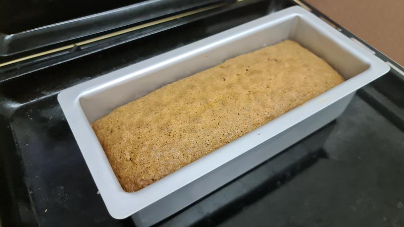 עוגת גזר בחושה עם אגוזי מלך