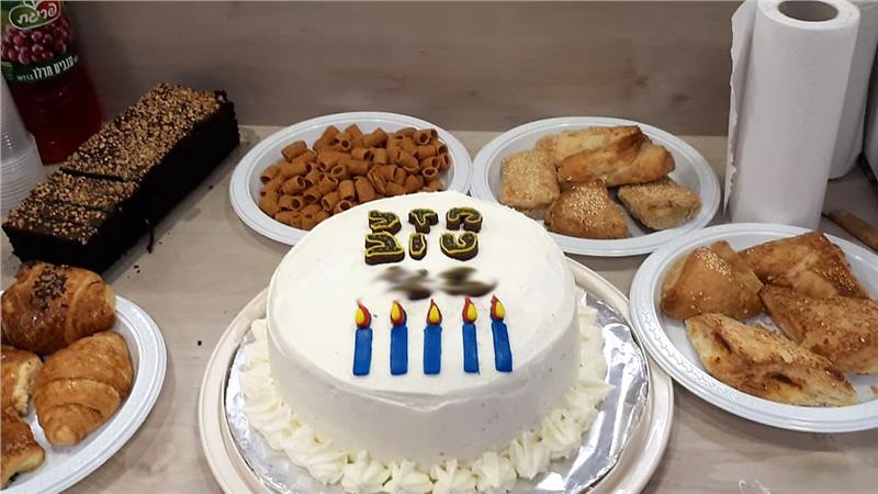 עוגת גזר  חגיגית 3 שכבות