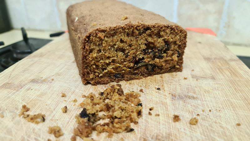 עוגת גזר בחושה עם אגוזי מלך