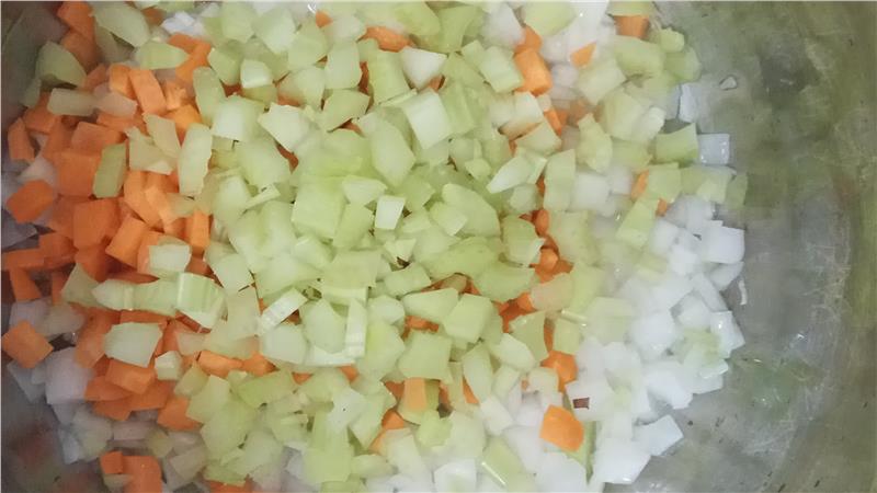 ספגטי בולונז ברוטב עגבניות