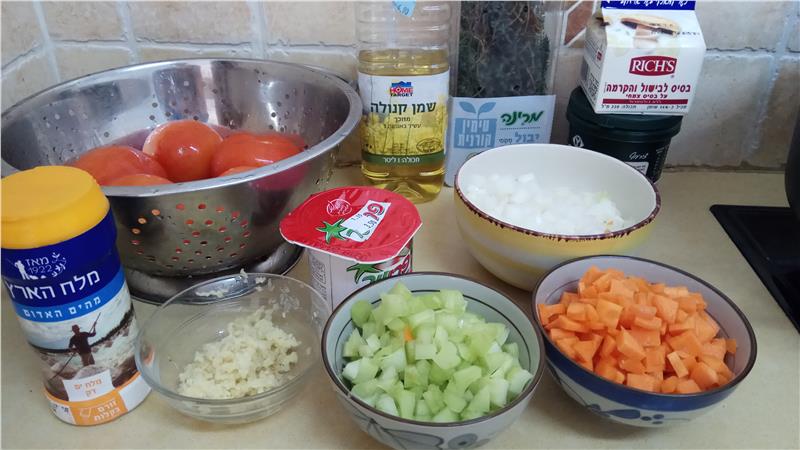 ספגטי בולונז ברוטב עגבניות