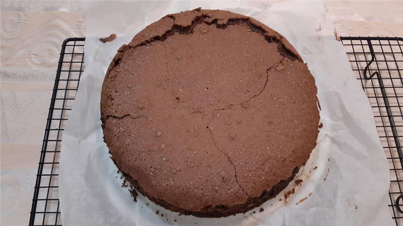 עוגת שוקולד ללא קמח הכי טעימה!
