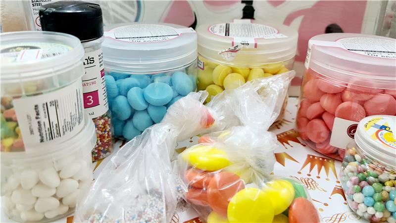 עוגת יום הולדת איפור הכי קלה להכנה!! עוגה גבוהה ליום הולדת