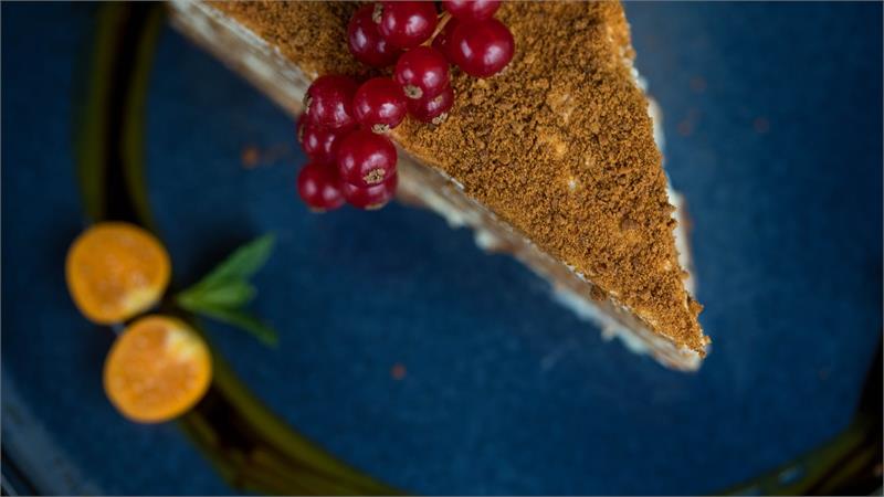 מדוביק – עוגת שכבות רוסית