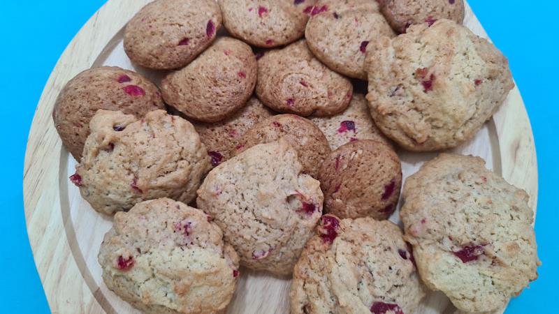 עוגיות דובדבנים משגעות בשתי דרכים