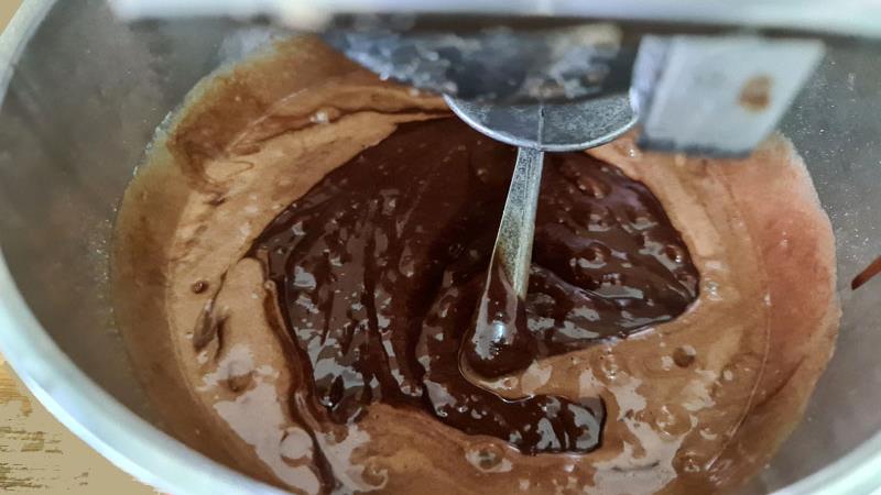 עוגת דובדבנים עם שוקולד, עוגת שוקולד עם דובדבנים בחושה ונהדרת