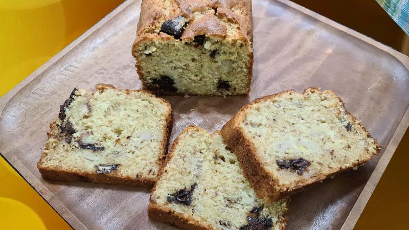 עוגת בננות עם חמאה מלוחה, עוגת עקיצת החמאה המלוחה, עוגה עם חמאה מלוחה