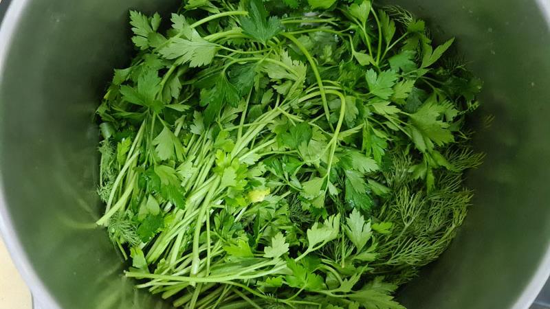 מרק עוף אמיתי צח ליום גשום