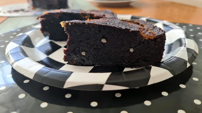 עוגת כתמים, עוגה עם כתמי עננים ונקודות של כוכבים