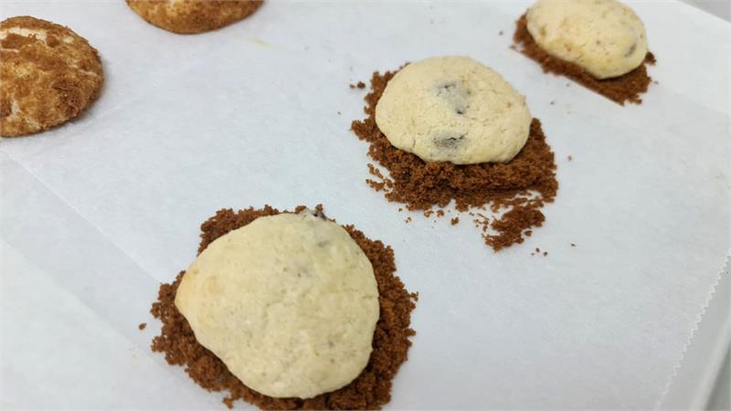 עוגיות עוגת גבינה ושוקולד צ׳יפס - מושלמות, עוגיות גבינה ושוקולד צ'יפס