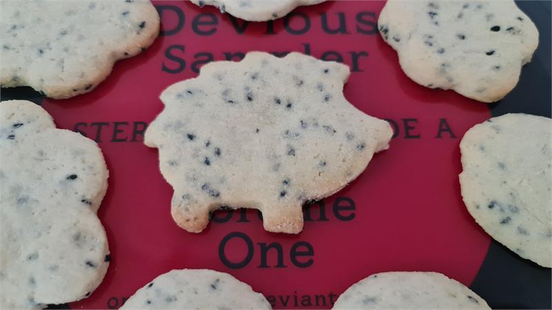 עוגיות שומשום שחור, עוגיות חמאה ושומשום שחור