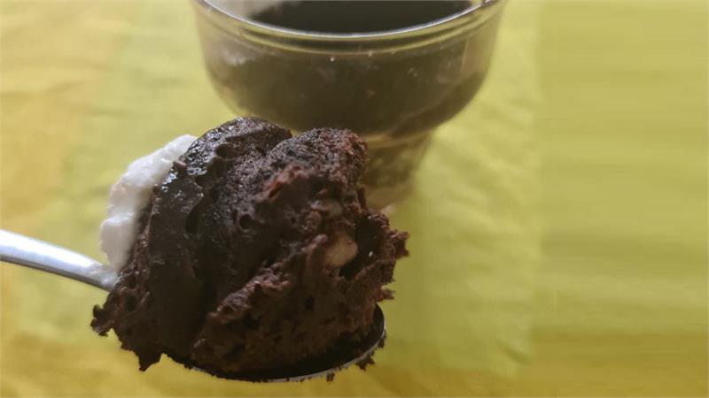 עוגת מאג גלידה ושוקולד, עוגת גלידה ושוקולד במאג בקלי קלות